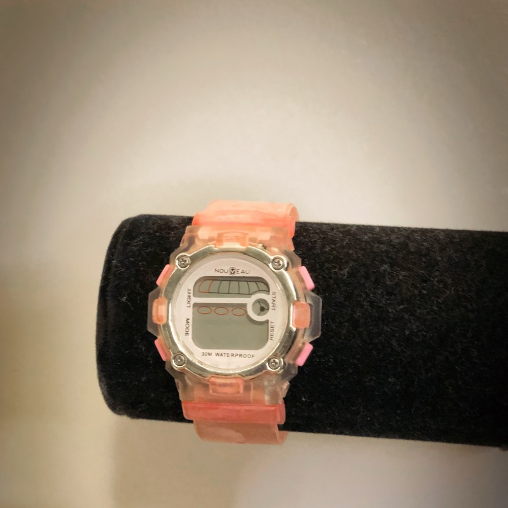 Nouveau watch 30 M waterproof